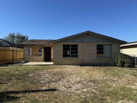 412 E Bowie St., Del Rio, TX 78840