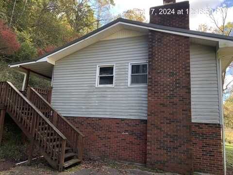 5054 5054 KY Route 3, Van Lear, KY 41265