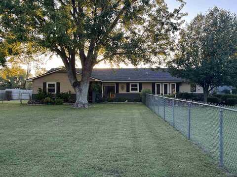 44517 S County Road 208, Woodward, OK 73801