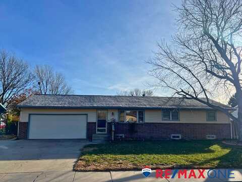 2106 Apache Drive, Garden City, KS 67846