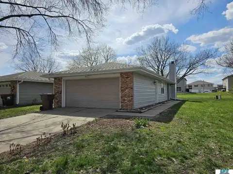 2309 SW 18th Street, Lincoln, NE 68522