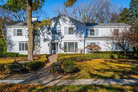 3480 Burning Bush Road, Bloomfield Hills, MI 48301