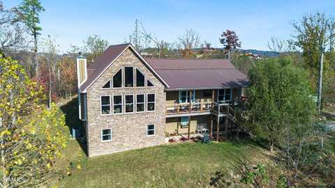 835 Perry Drive, Gatlinburg, TN 37738