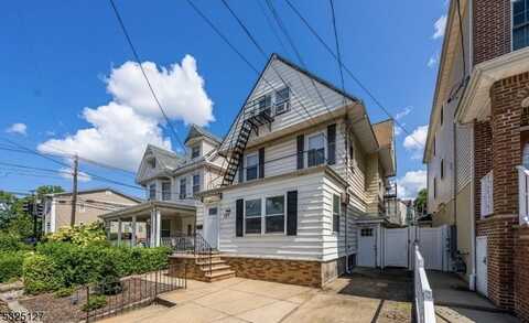 153 Chilton St, Elizabeth, NJ 07202