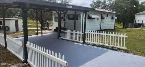9486 Gray Fox Drive, Weeki Wachee, FL 34613