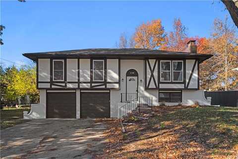 2108 S 17th Terrace, Leavenworth, KS 66048