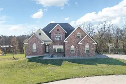 11109 Club View Drive, Saint Joseph, MO 64505