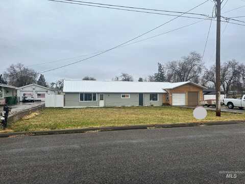 627 Fortner, Ontario, OR 97914