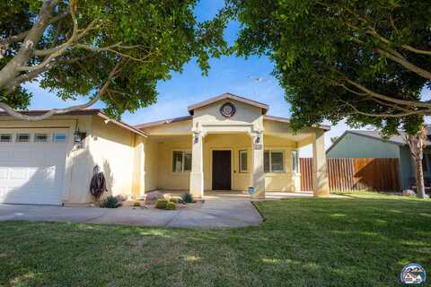 1010 Ash St, Brawley, CA 92227