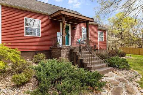5704 Wise Springs Rd, Knoxville, TN 37918
