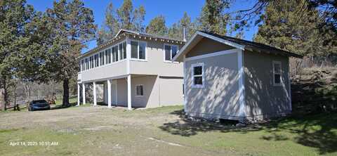 28205 Drews Road, Sprague River, OR 97639