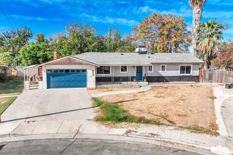 850 Cypress Court, Lemoore, CA 93245