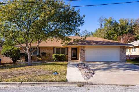 110 Erin Dr, Kerrville, TX 78028