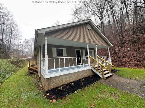 360 CASDORPH Lane, Charleston, WV 25312