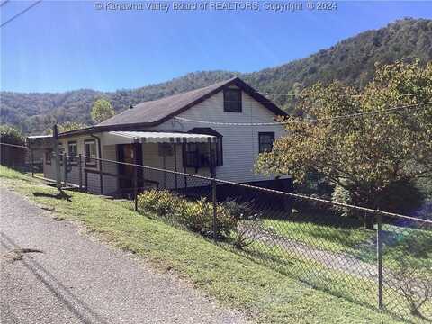 574 Churchill Road, Seth, WV 25181