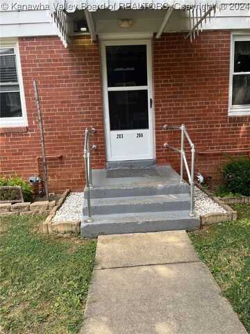 205 Kenna Drive, South Charleston, WV 25309