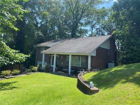 60 Woodland Drive, Madison, WV 25130