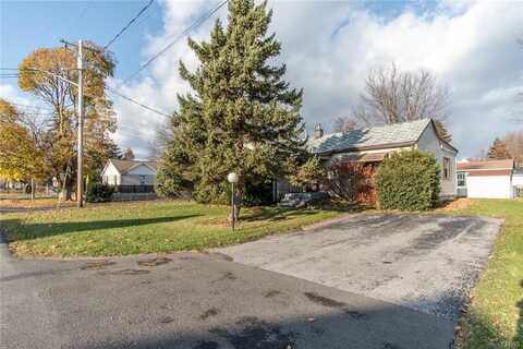 111 East Washington St, Sackets Harbor, NY 13685