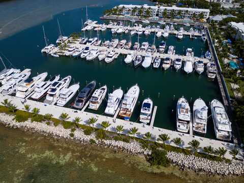5950 Peninsular Avenue, Stock Island, FL 33040