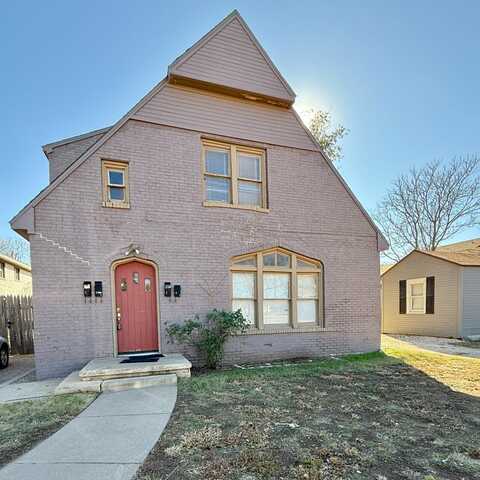 2105 14th Street, Lubbock, TX 79401