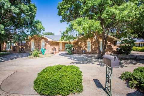 8611 Utica Avenue, Lubbock, TX 79424