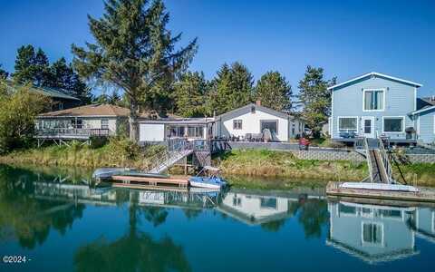 9230 Trout Place, Gleneden Beach, OR 97388