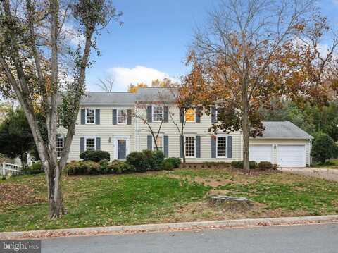 8204 HACKAMORE DR, POTOMAC, MD 20854