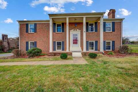 132 Sandy Drive, Lynchburg, VA 24502