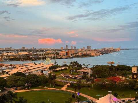 253 NE 2nd St, Miami, FL 33132