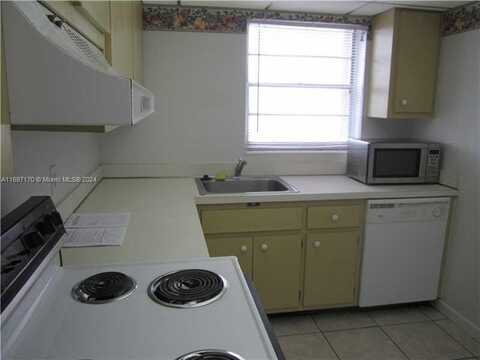 7757 SW 86 ST, Miami, FL 33143