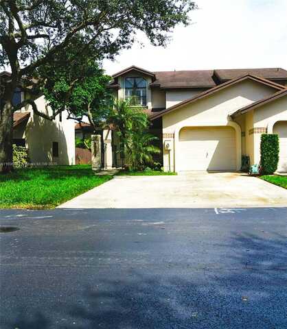 13707 SW 100th Ter, Miami, FL 33186