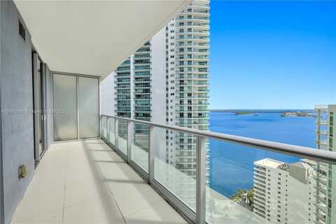 1300 Brickell Bay Dr, Miami, FL 33131