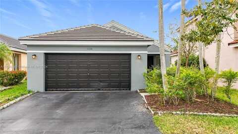 1210 Majesty Ter, Weston, FL 33327