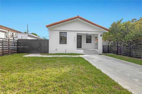 4774 SW 6th St, Miami, FL 33134