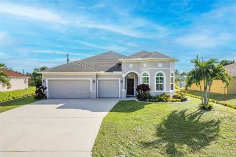 474 SW Dauphin Ave, Port Saint Lucie, FL 34953