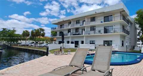 1900 Diana Dr, Hallandale Beach, FL 33009