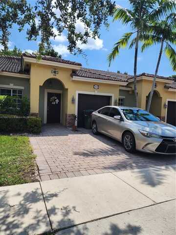 1239 NE 32nd Ter, Homestead, FL 33033