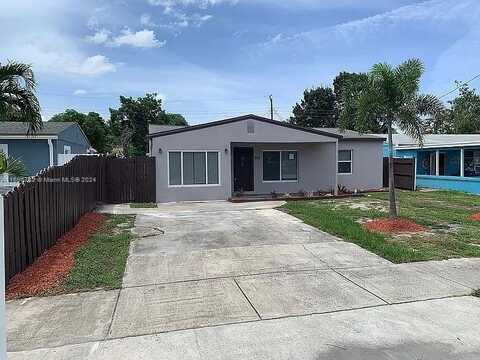 201 NW 52nd Ct, Oakland Park, FL 33309