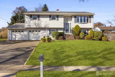 6 Lund Court, Piscataway, NJ 08854