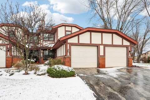 8822 W Knoll Ct, Franklin, WI 53132