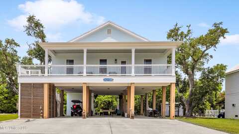 139 Hartsie Drive, Waveland, MS 39576