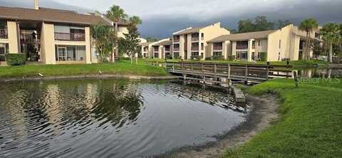 8632 TAHOE COURT, TAMPA, FL 33614