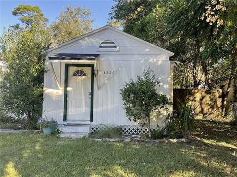 1224 NW 21ST AVENUE, GAINESVILLE, FL 32609