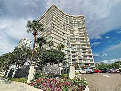 2611 BAYSHORE BLVD, TAMPA, FL 33629