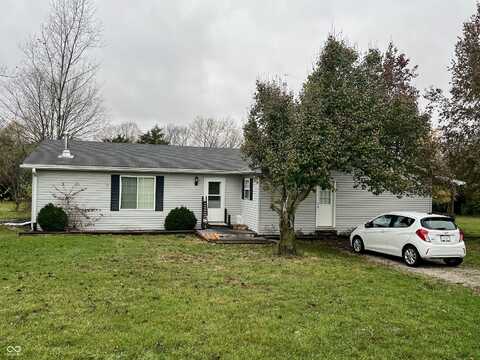 3149 E 900 S, Flat Rock, IN 47234