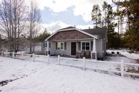 16621 Wm Foss Road, La Pine, OR 97739
