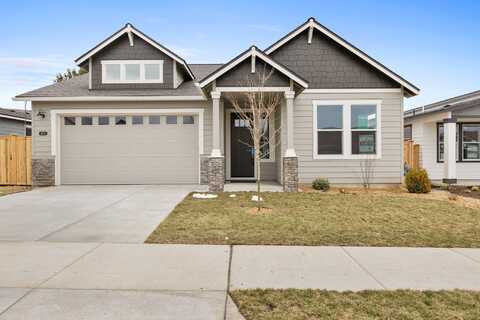 2877 NE Pinnacle Place, Bend, OR 97701