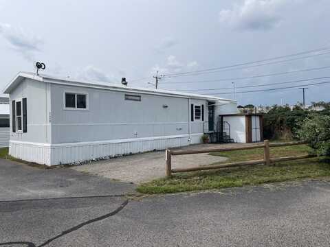 557 Southwest Cutoff, Worcester, MA 01607