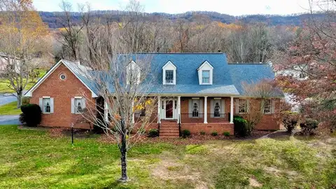 630 Oriole St, BLUEFIELD, VA 24605