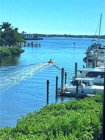 805 River Point, NAPLES, FL 34102